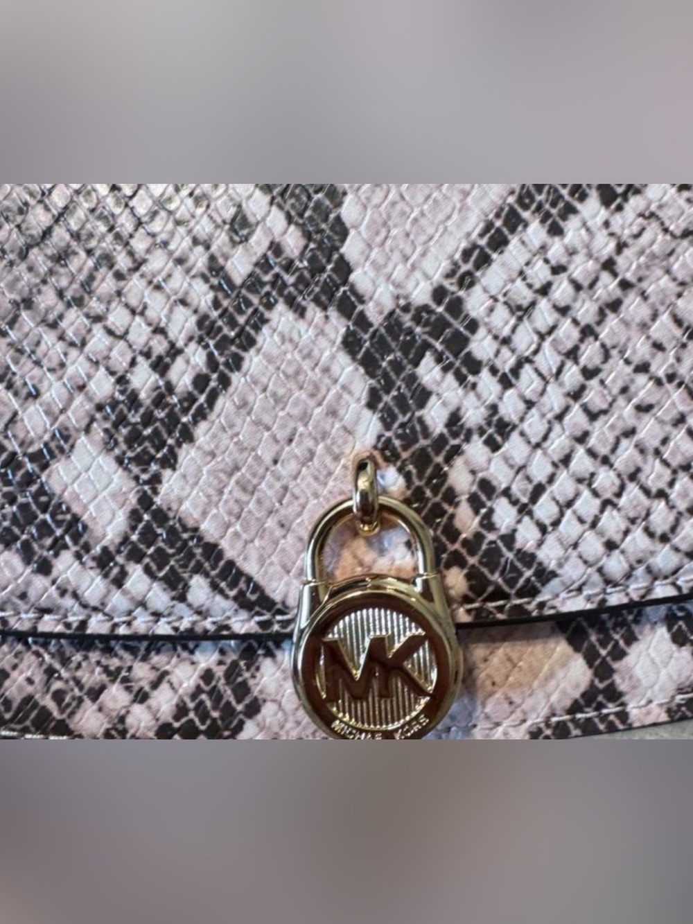 MICHAEL KORS Pink Snake-Print Crossbody with Gold Chain NWT - Picture 2 of 4